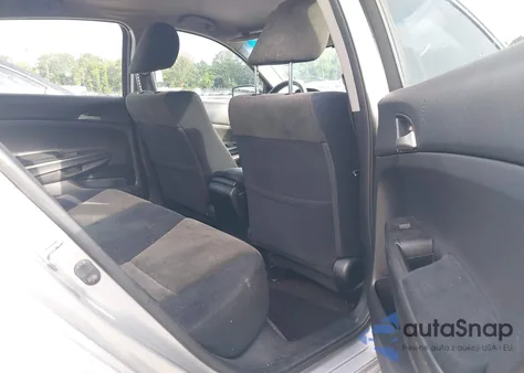 2008 Honda Accord 2.4 Lx z USA, uszkodzony, nr VIN JHMCP26338C070784